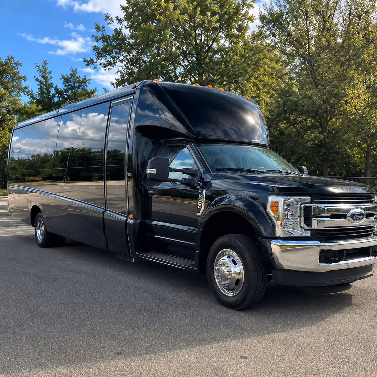 philadelphia 20 passenger minibus rental