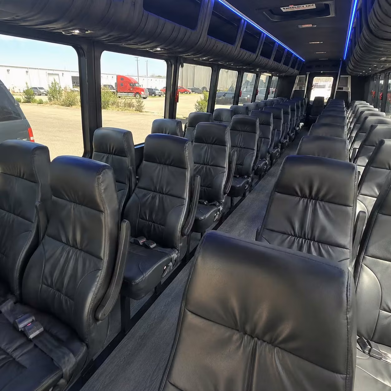 philadelphia 25 passenger minibus rental
