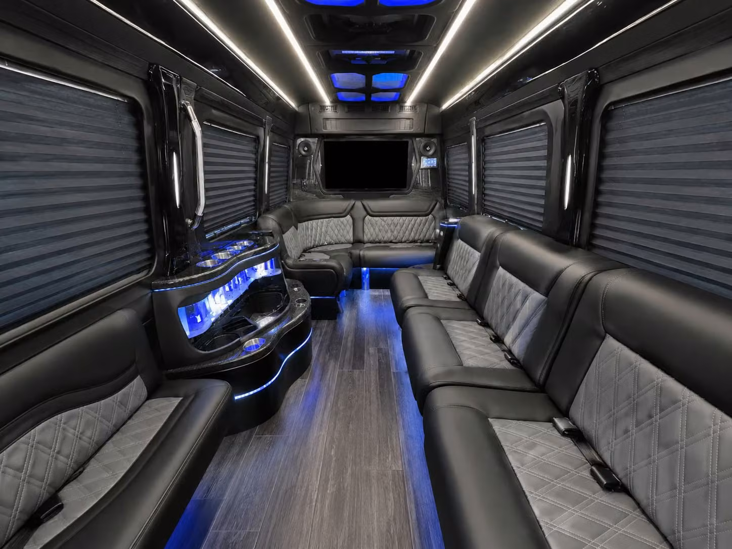 skyline stage and outdoor philadelphia venue concert transportation